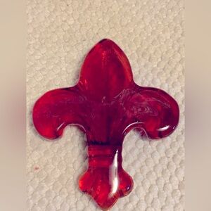 FLEUR DE LIS GIASS PAPER WEIGHT